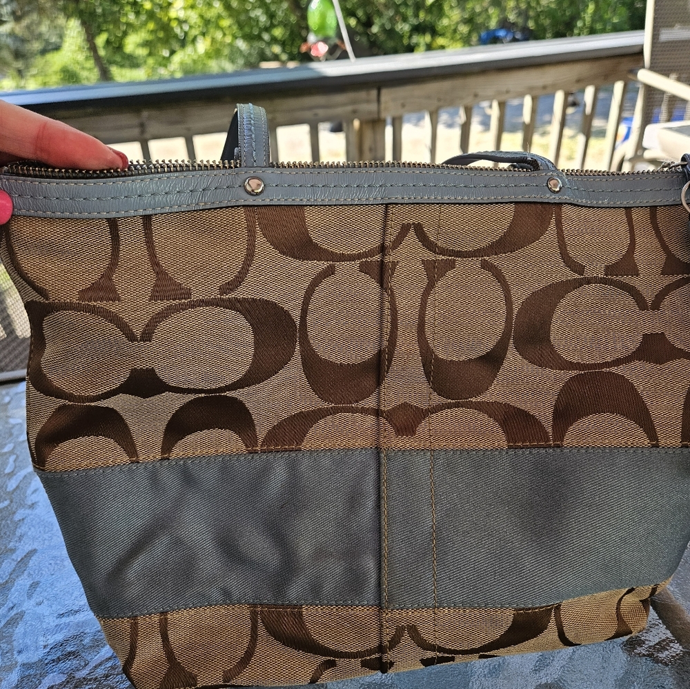 Coach Medium size